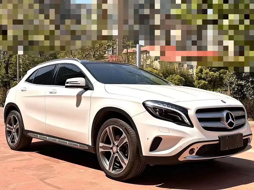 Mercedes-Benz GLA 2016