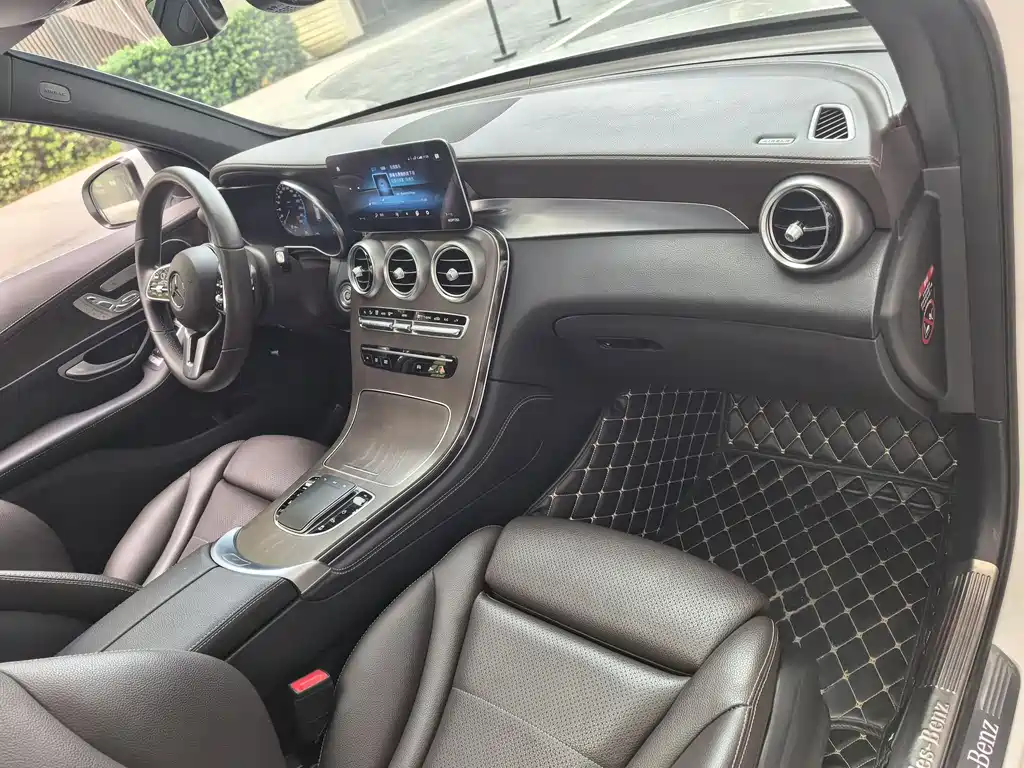 Mercedes-Benz GLC 2020 — фото 10