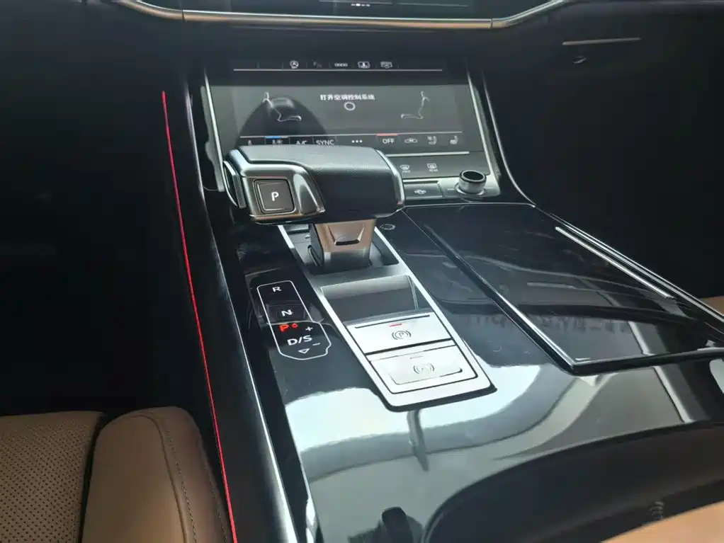 Audi A8 2024 — фото 10