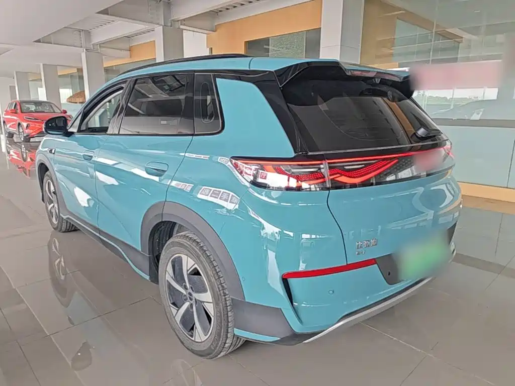 BYD Sealion 05 EV 2025 — фото 5