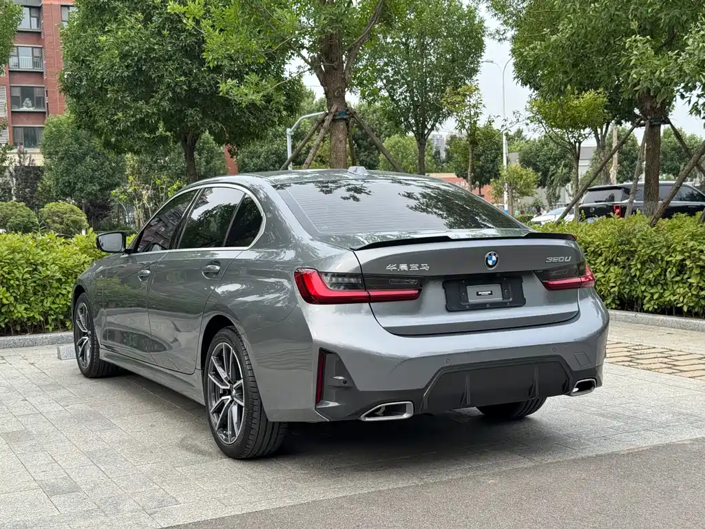 BMW 3 Series 2023
