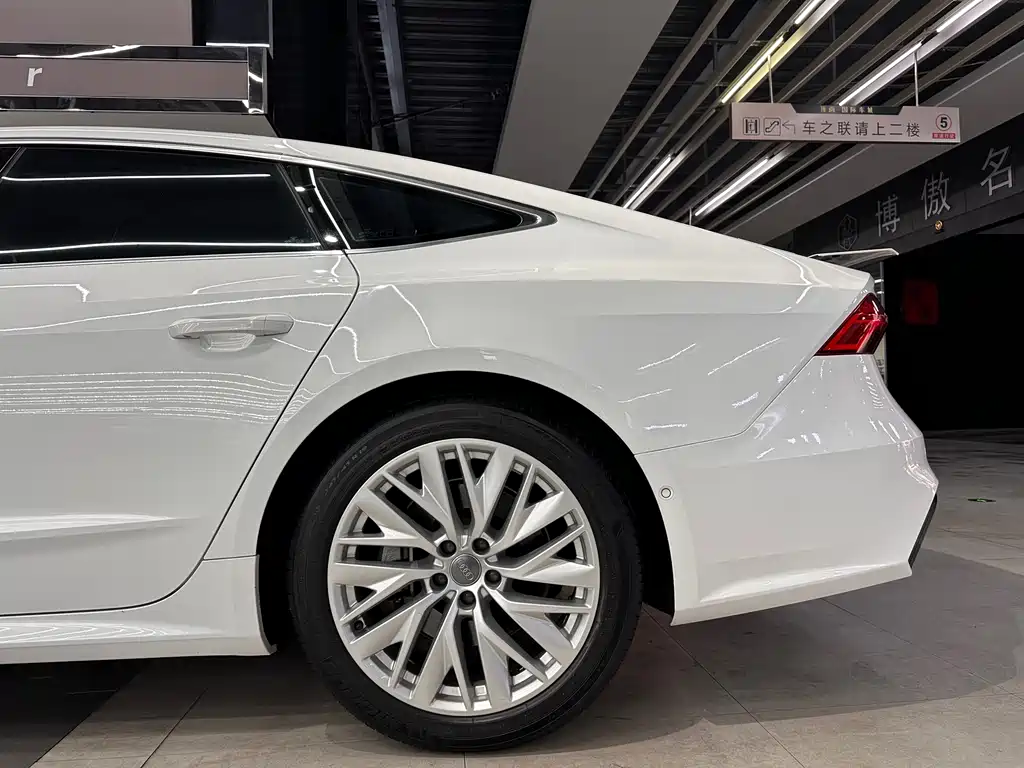 Audi A7 2020 — фото 18