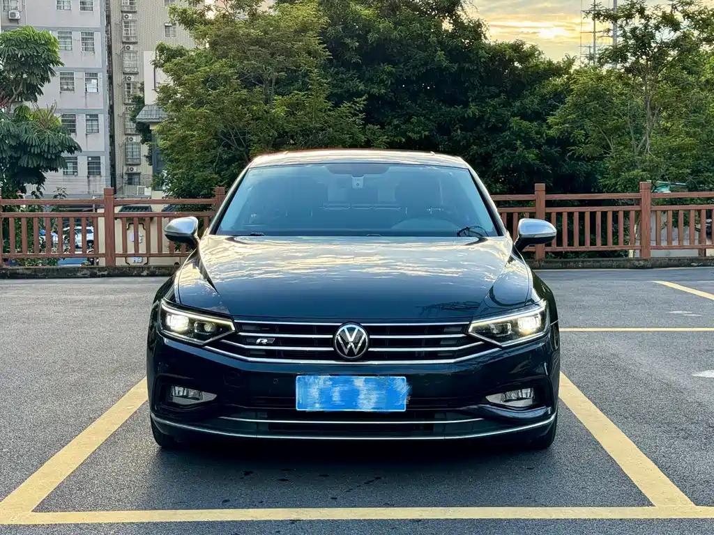Volkswagen Magotan 2021