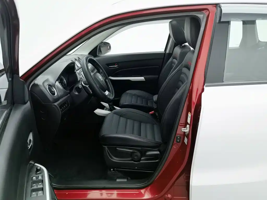 Suzuki Vitara 2017 — фото 10