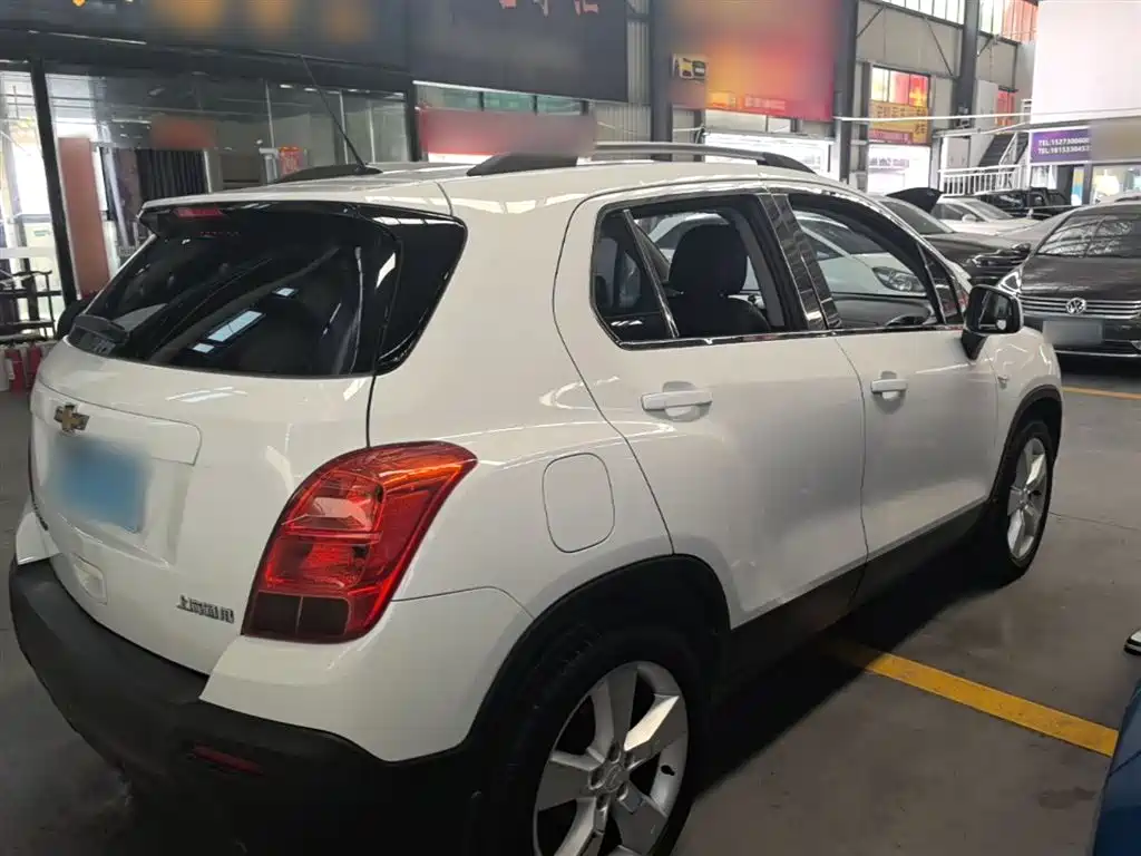 Chevrolet Trax 2015 — фото 7