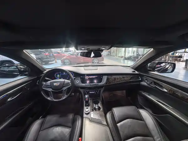 Cadillac CT6 2021