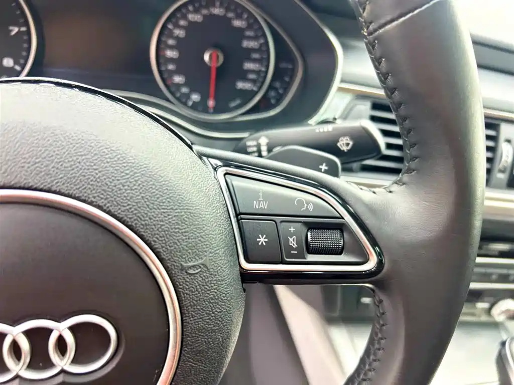 Audi A6L 2017 — фото 12