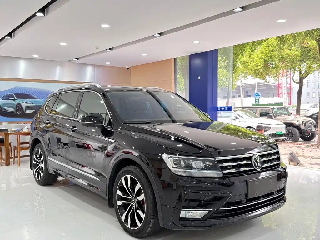 Volkswagen Tiguan L 2021