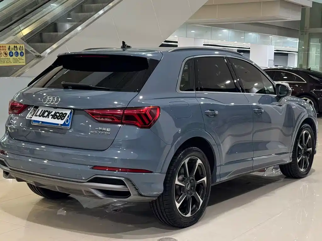Audi Q3 2022 — фото 9