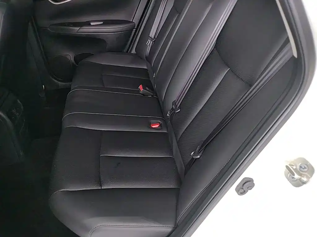 Nissan Sylphy 2022 — фото 17