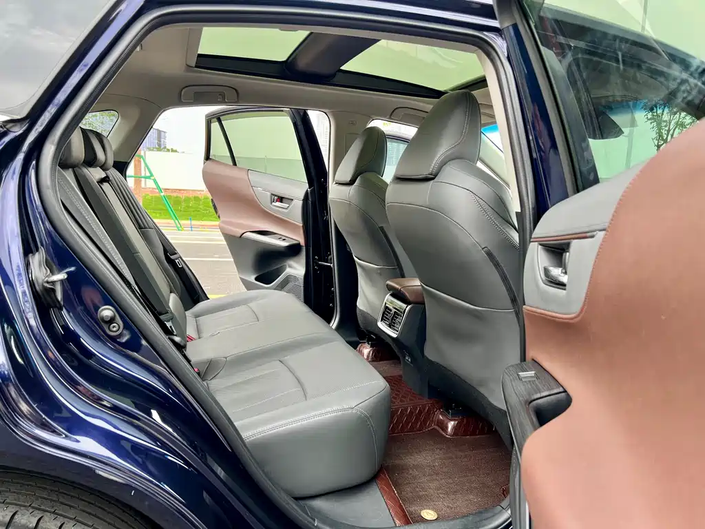 Toyota Harrier 2022 — фото 11