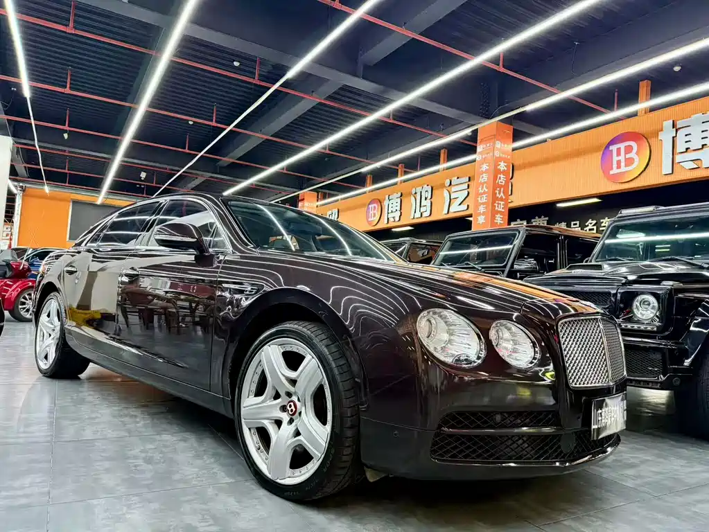 Bentley Flying Spur 2015 — фото 3