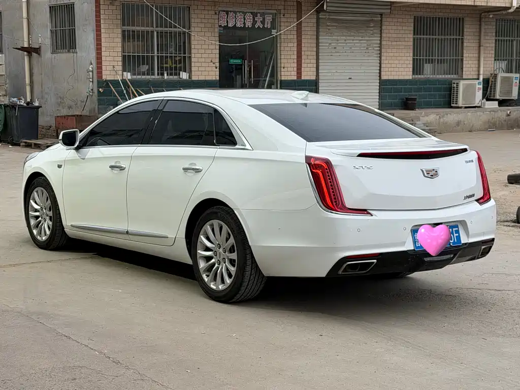 Cadillac XTS 2019 — фото 9