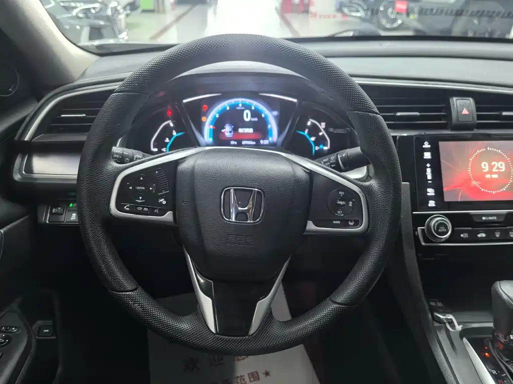 Honda Civic 2016 — фото 9