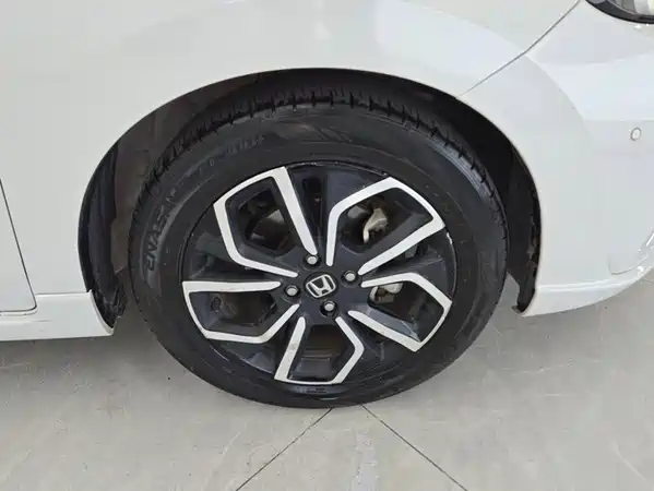 Honda LIFE 2021