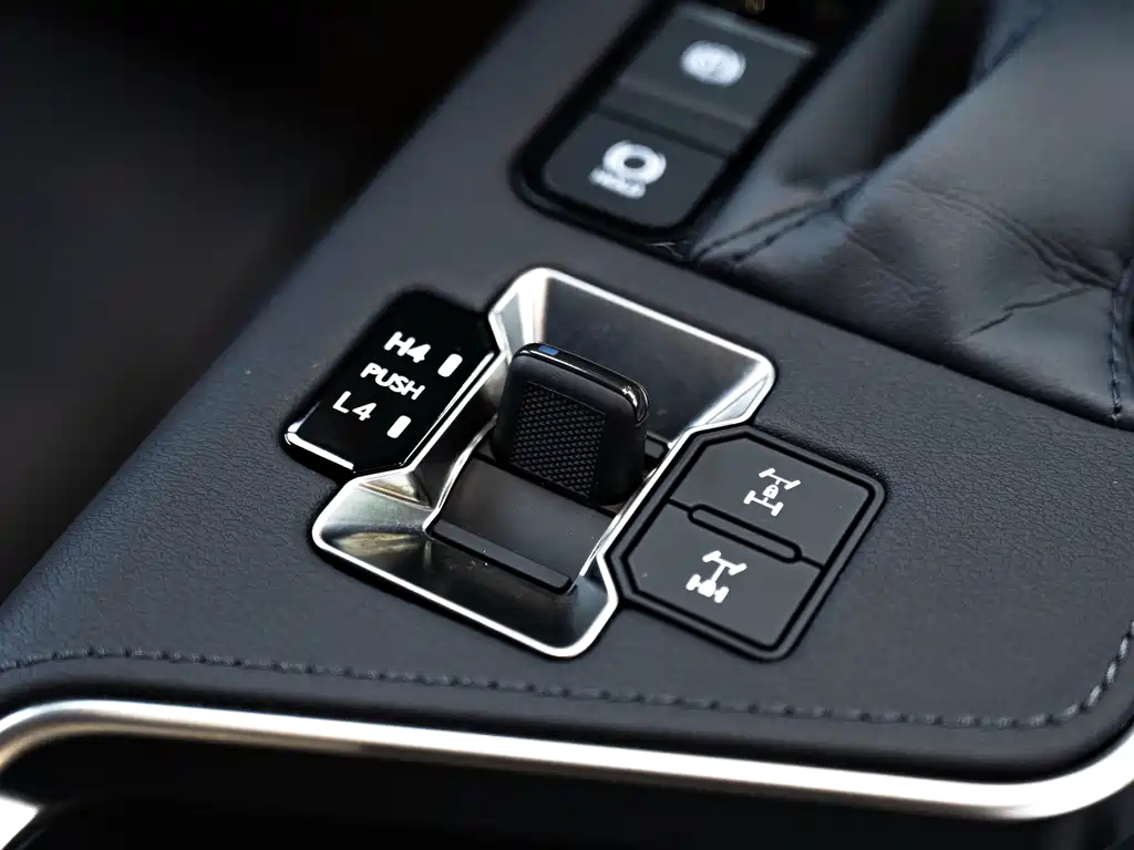 Lexus GX 2025 — фото 17