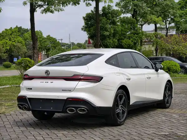 MG MG7 2025