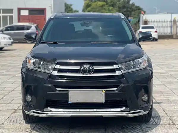 Toyota Highlander 2020