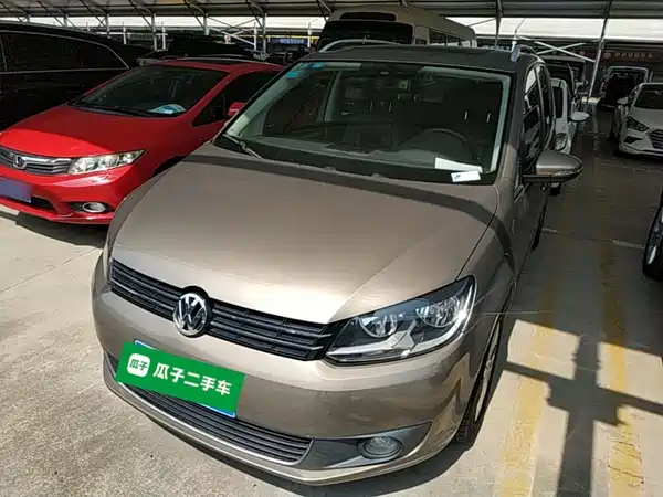 Volkswagen Touran 2016
