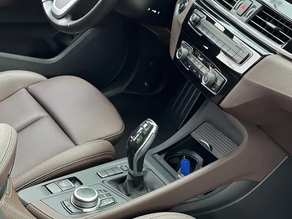 BMW X1 2020 — фото 13