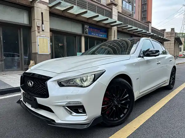 Infiniti Q50L 2018