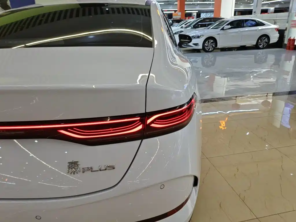 BYD Qin PLUS 2025 — фото 8
