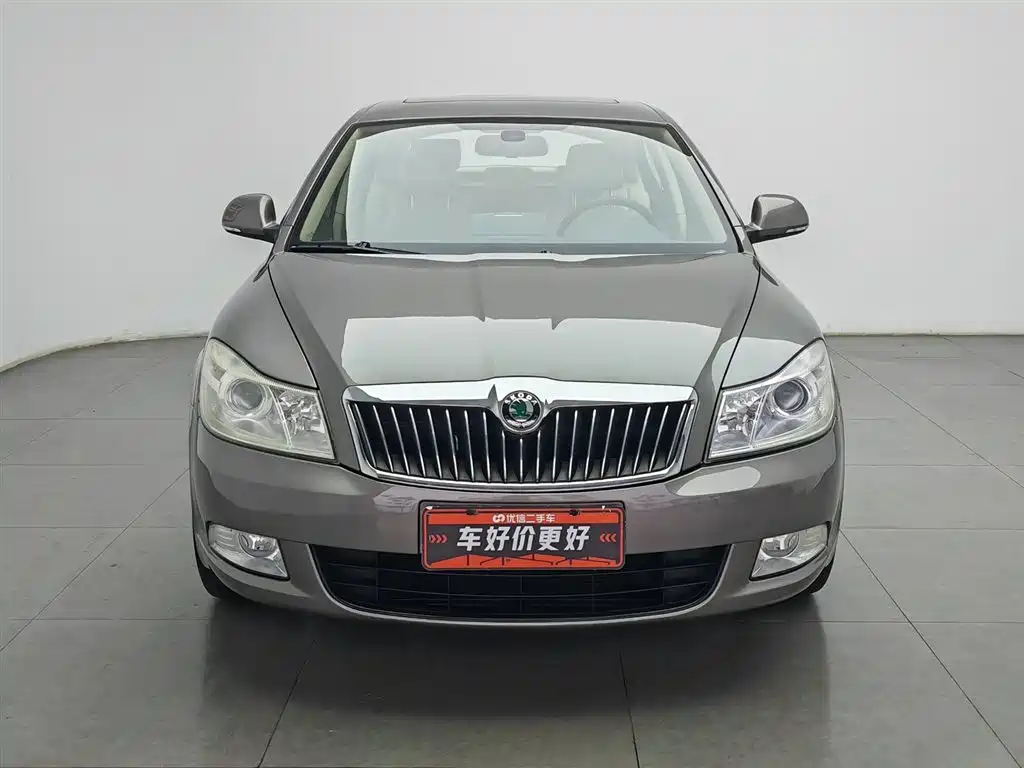 Skoda Octavia 2013 — фото 3
