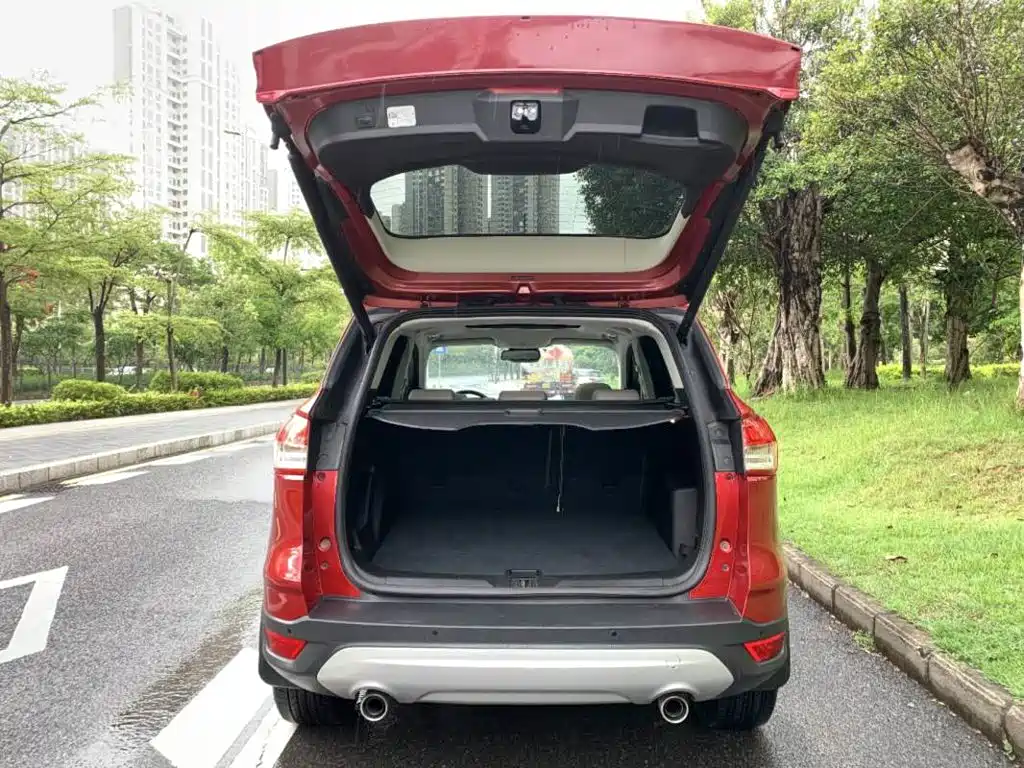Ford Kuga 2014 — фото 14