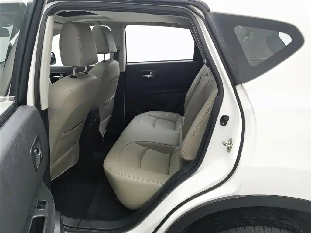 Nissan Qashqai 2014 — фото 15
