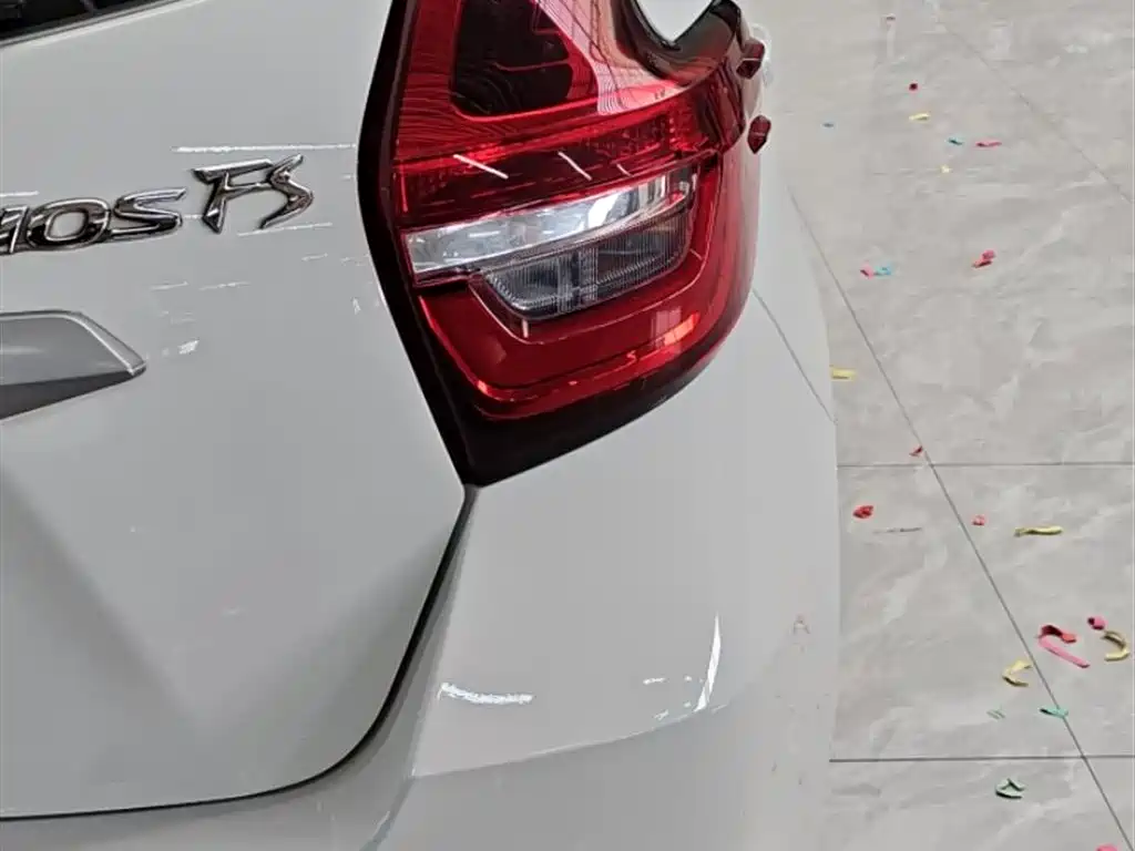 Toyota Vios FS 2023 — фото 9