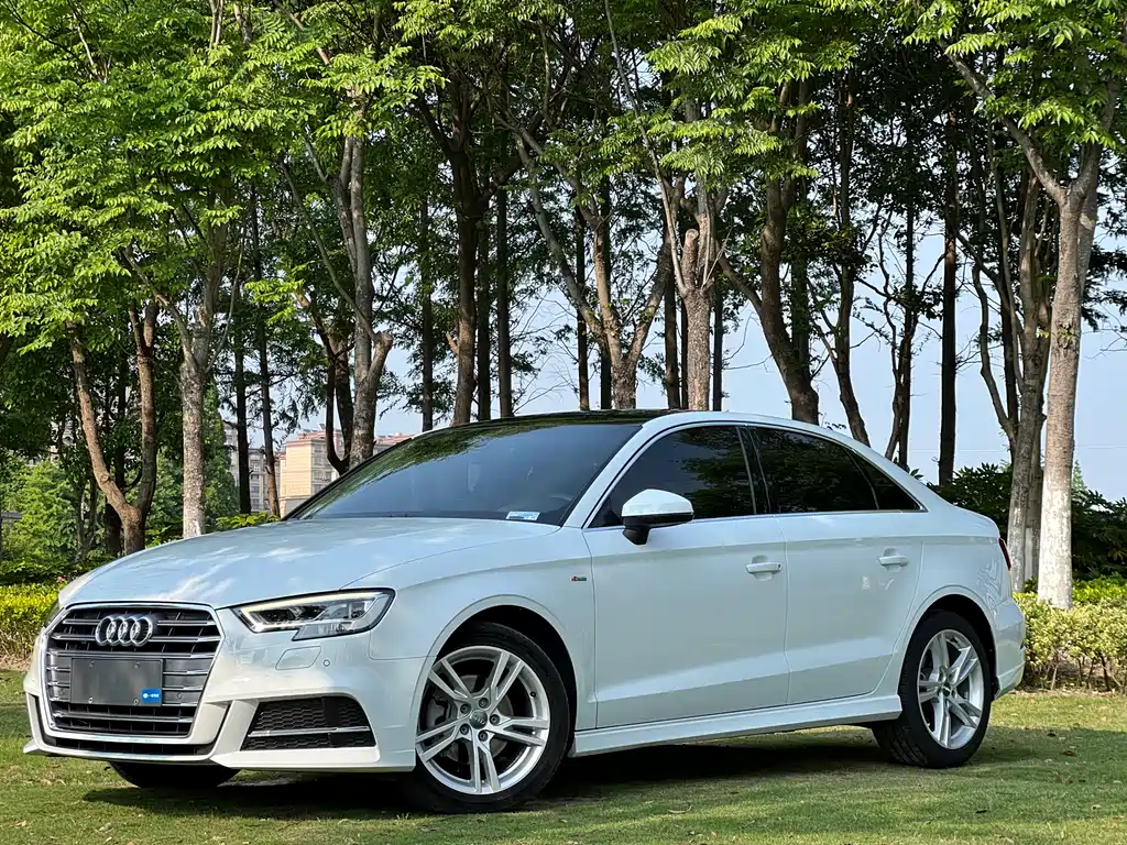 Audi A3 2020 — фото 10