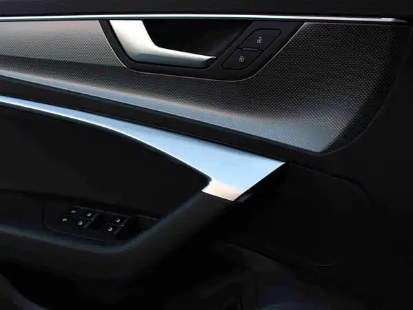 Audi A6L 2021