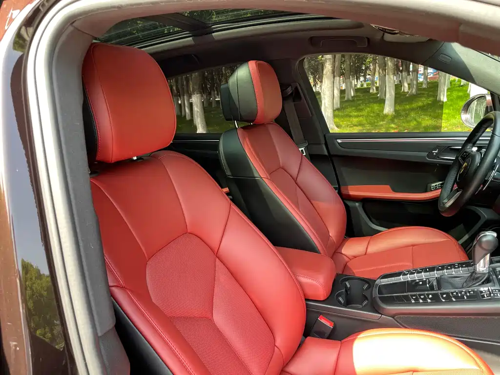 Porsche Macan 2019 — фото 19
