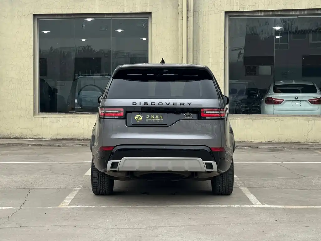 Land Rover Discovery 2021 — фото 15