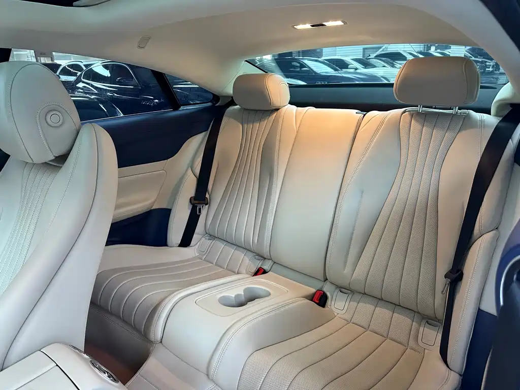 Mercedes-Benz E-Class 2020 — фото 12