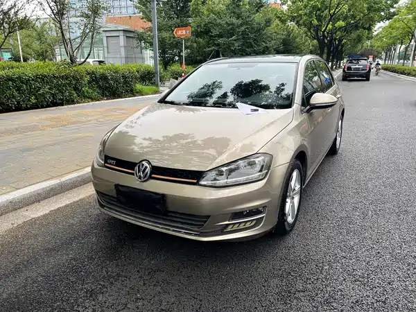 Volkswagen Golf 2016
