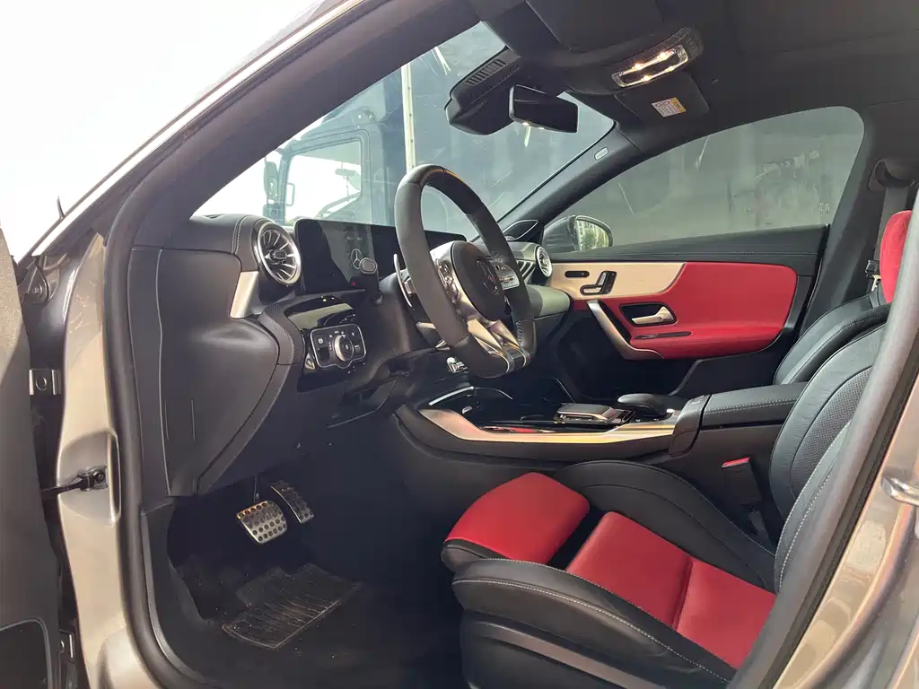 Mercedes-Benz CLA AMG 2022 — фото 11