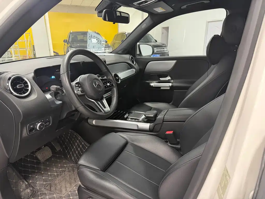 Mercedes-Benz GLB 2022