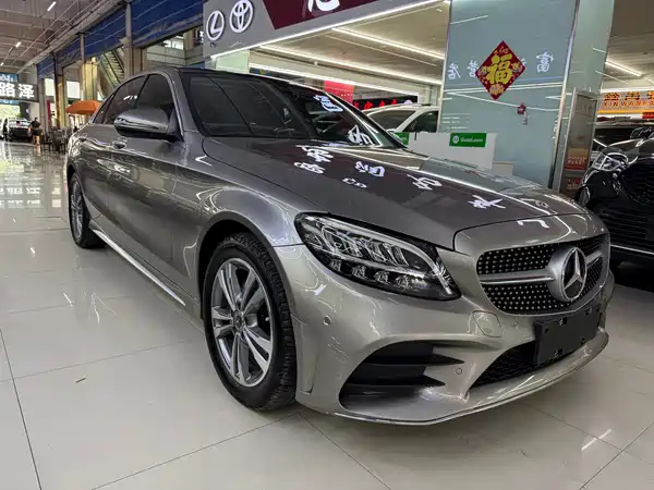 Mercedes-Benz C-Class 2021
