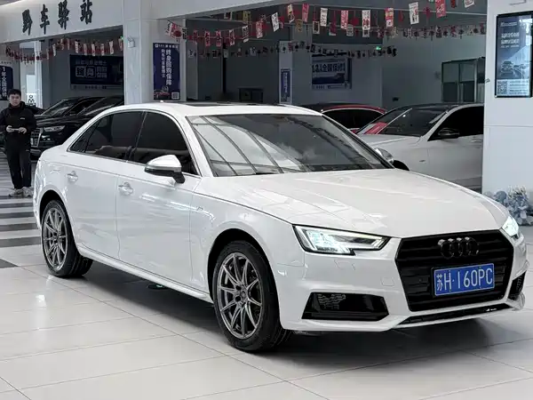 Audi A4L 2018