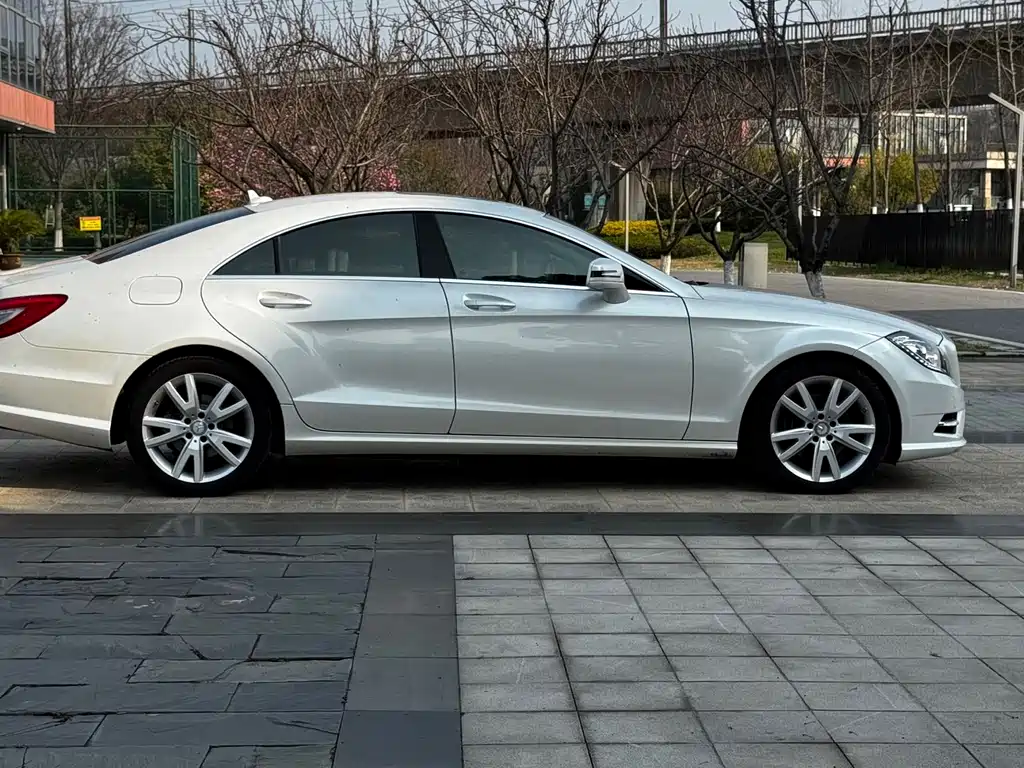 Mercedes-Benz CLS 2015 — фото 5