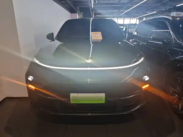 Li Auto L7 2023