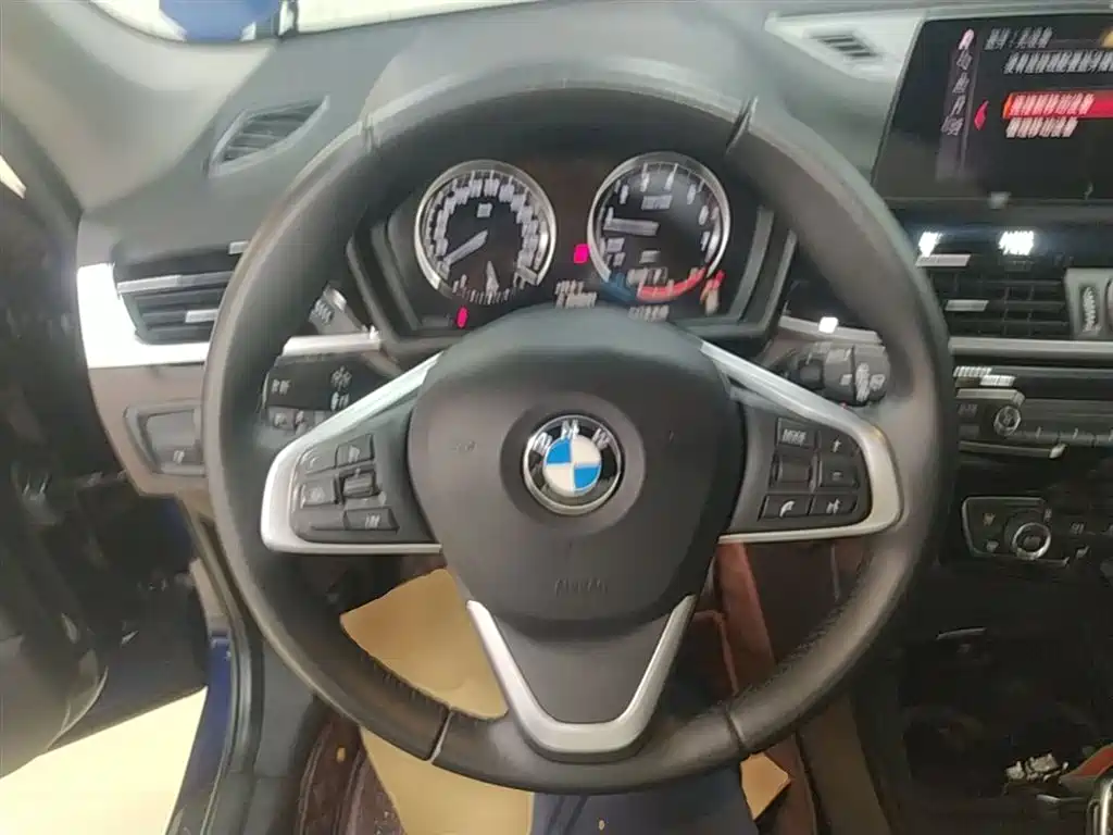 BMW X1 2020 — фото 11