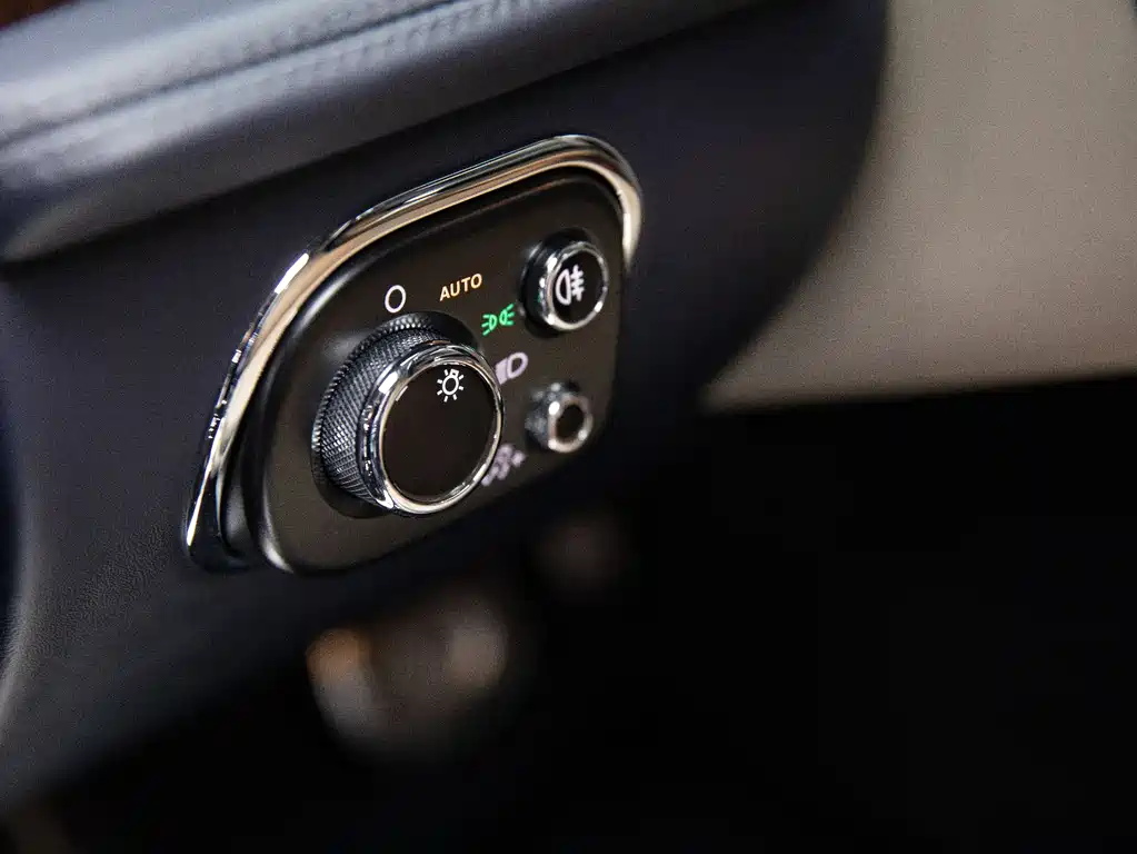 Bentley Mulsanne 2018 — фото 15
