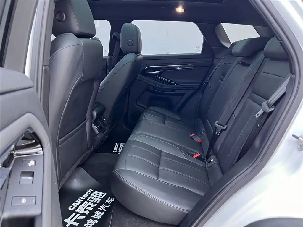 Land Rover Evoque 2020 — фото 17