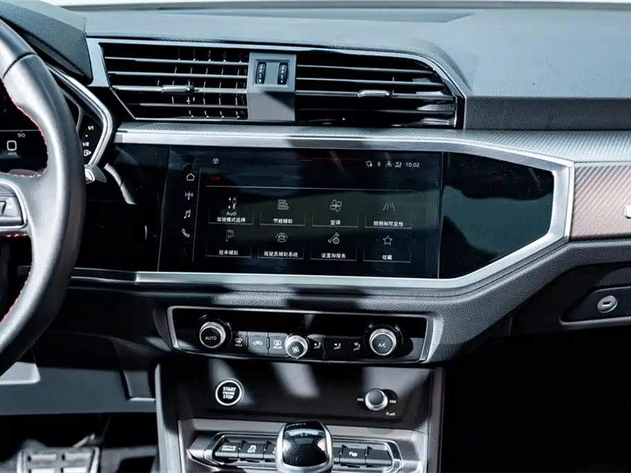 Audi Q3 2023 — фото 14