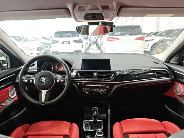 BMW 1 Series 2021