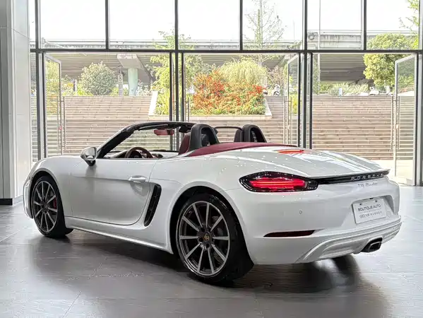 Porsche 718 2023