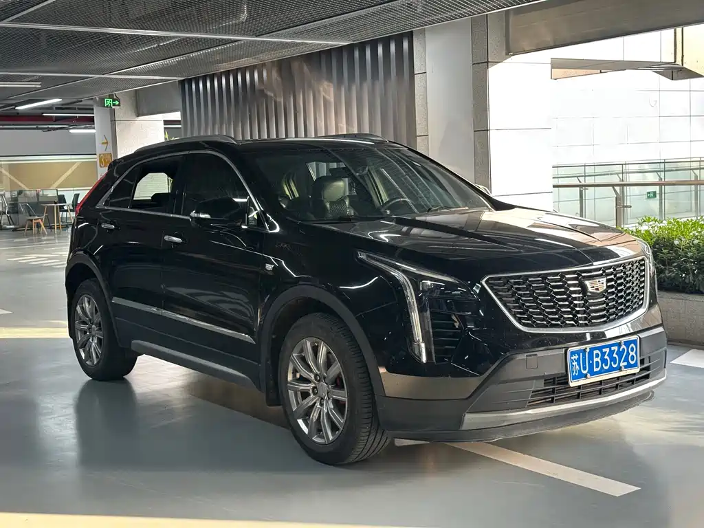 Cadillac XT4 2019 — фото 3