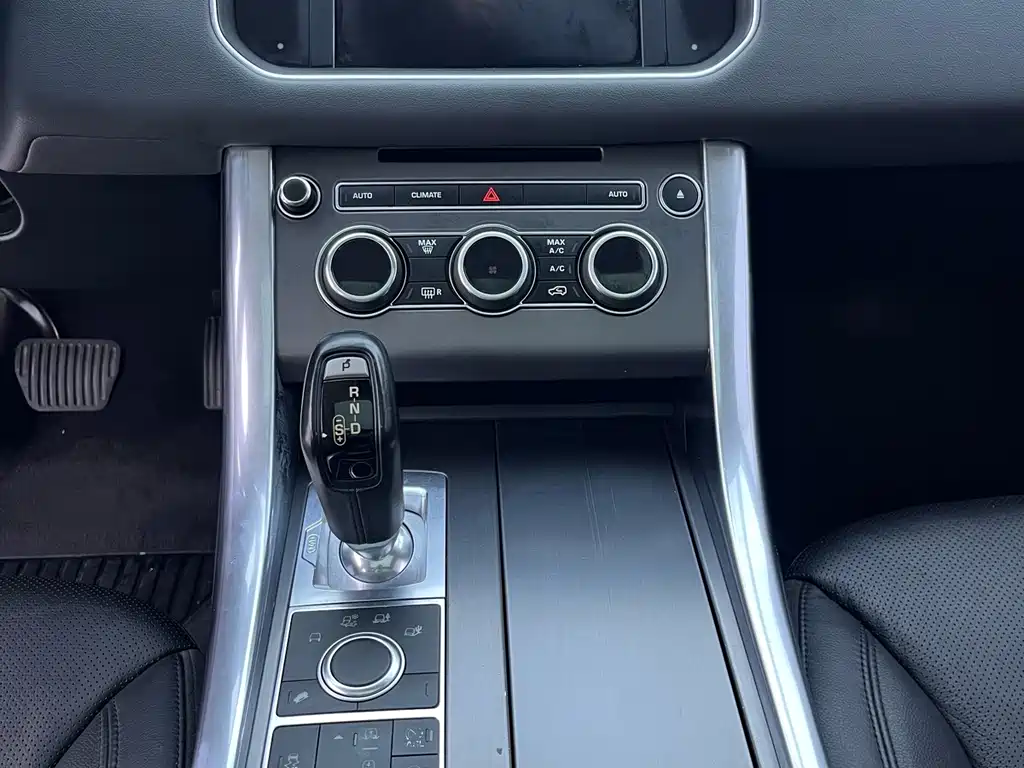Land Rover Range Rover Sport 2016 — фото 22